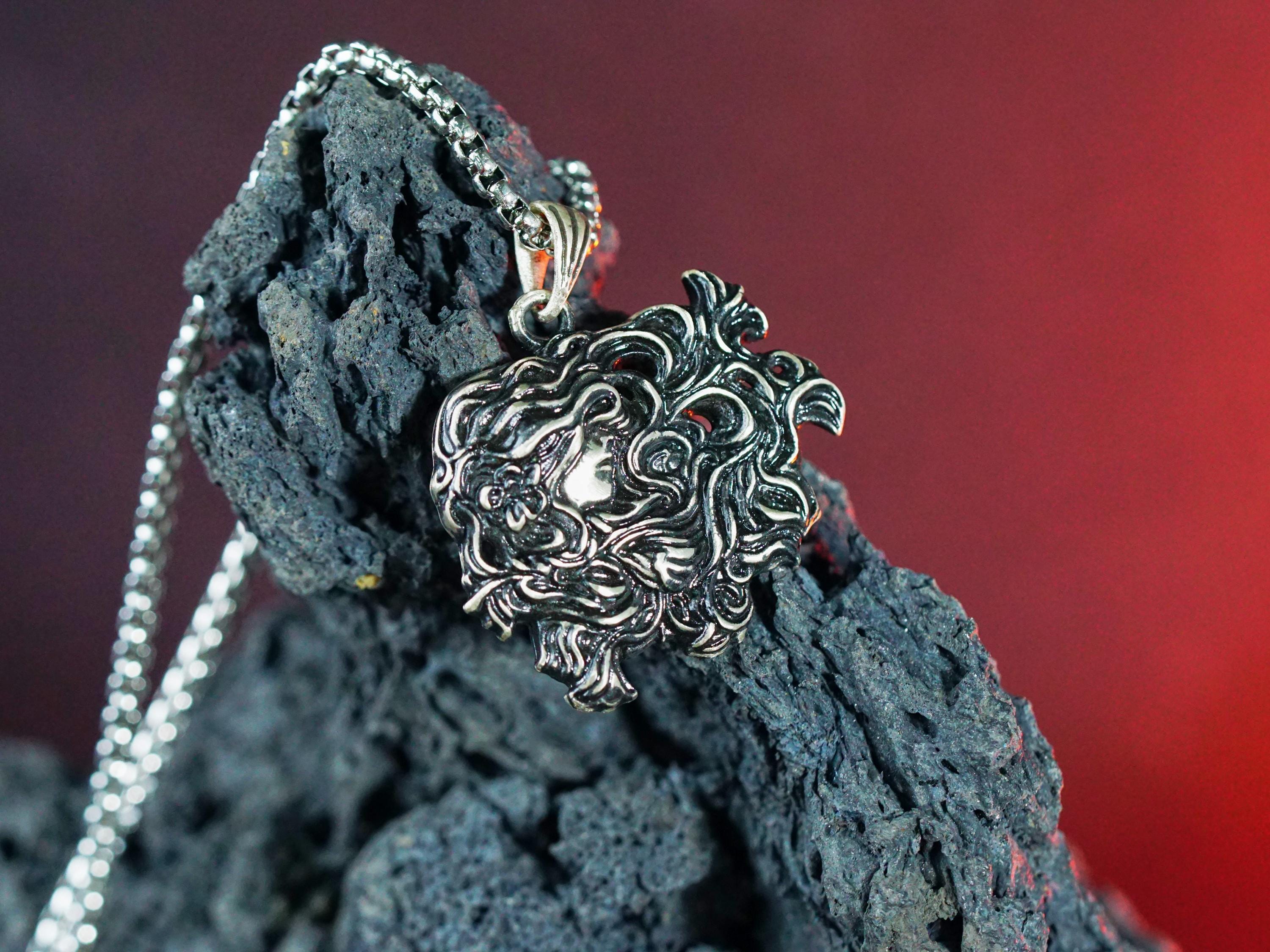 EXCLUSIVE! Eld.en Ring - ST. Trina's Smile, Fanmade Handmade 950 Silver Pendant, Inspired by Eld.en Ring Talisman Items and Characters