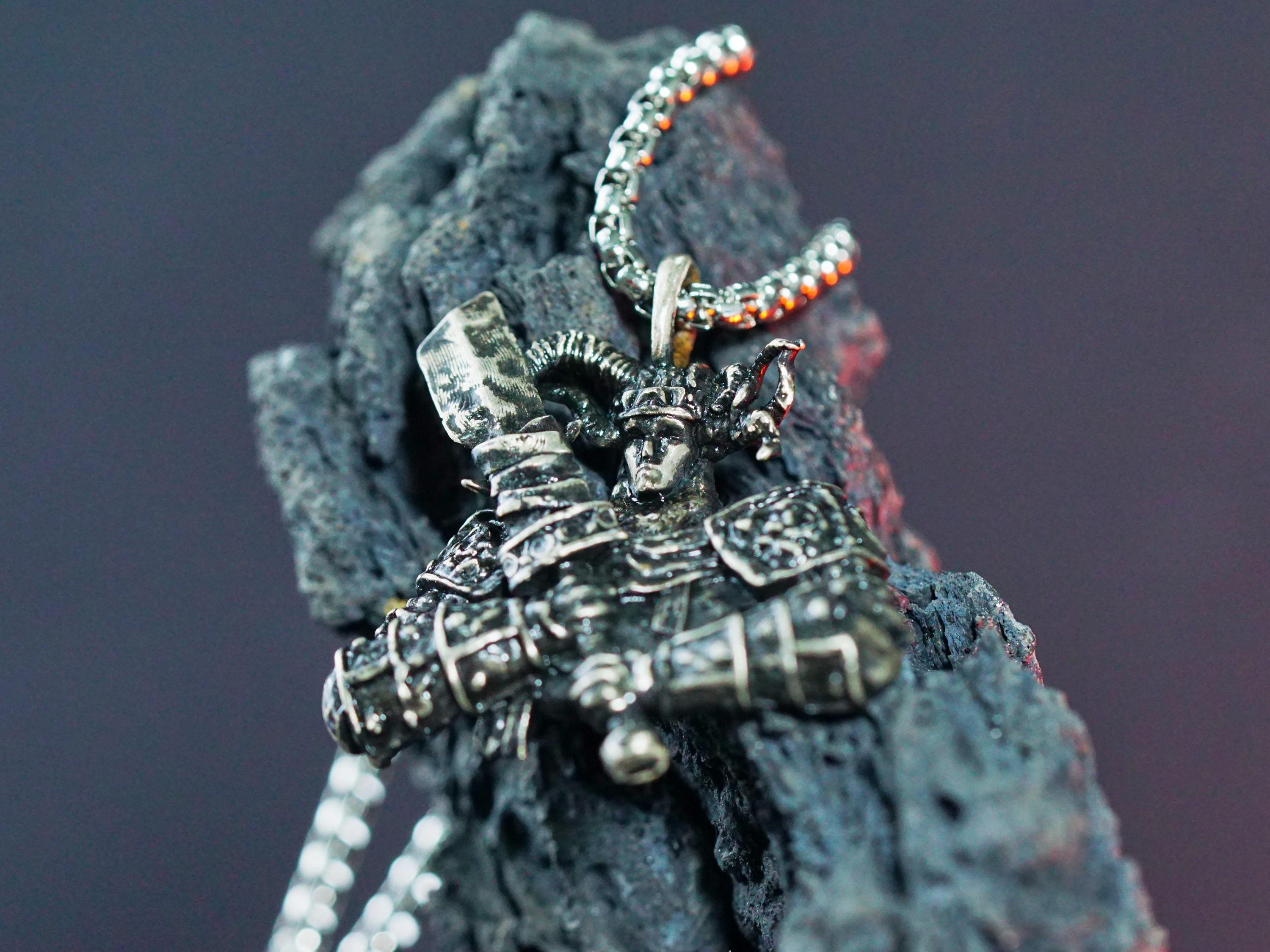 Exclusive Fanmade Eld.en Ring - Two-Handed Talisman, Handmade 950 Silver Pendant, Inspired by Eld.en Ring Talisman Items and Characters