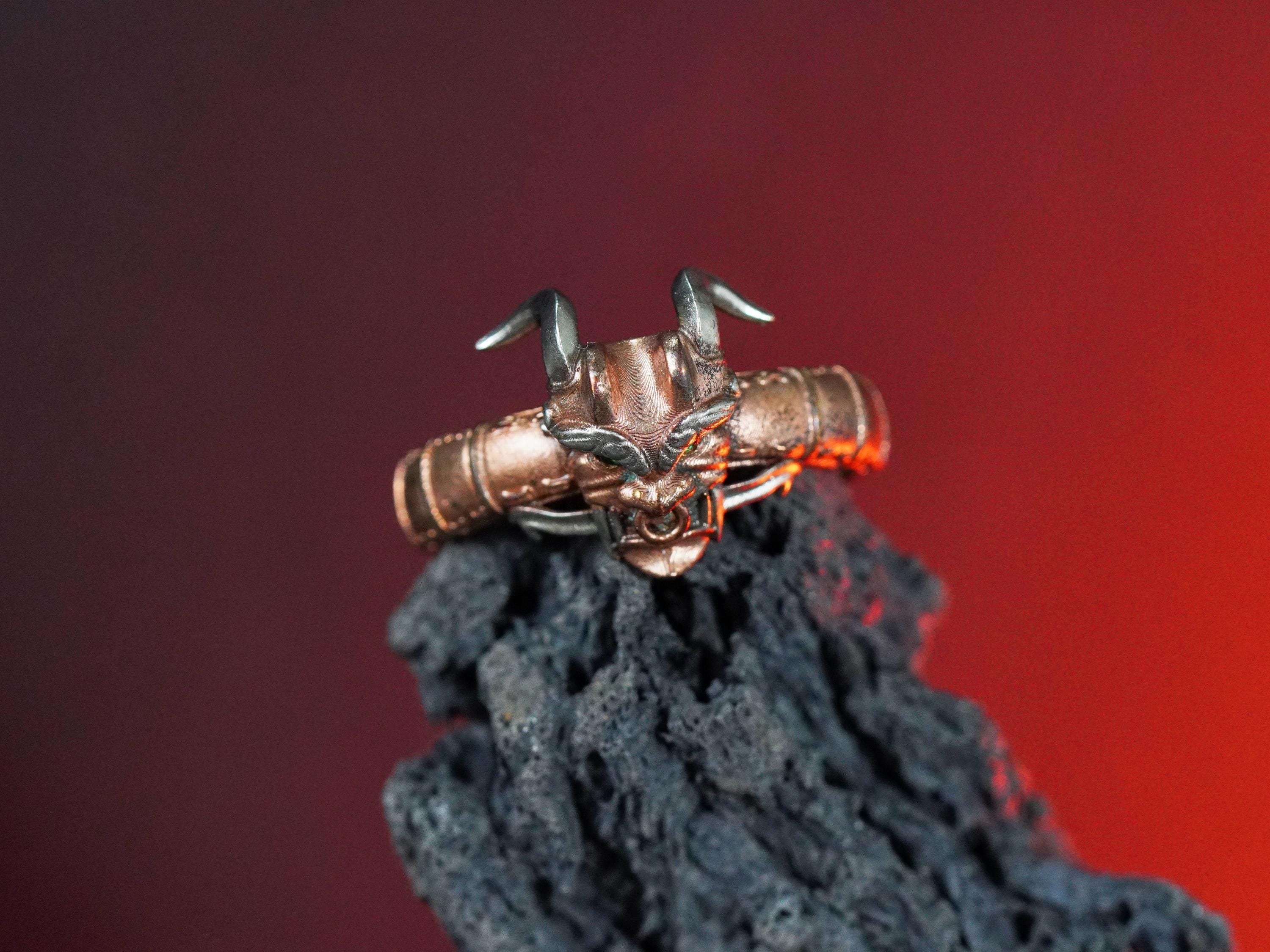 EXCLUSIVE Custom Oni Mask Ring, Handmade Sterling Silver 950/Gold, Valorant Oni Skin Ring, Samurai Mask Jewelry, Unisex Oni Jewelry