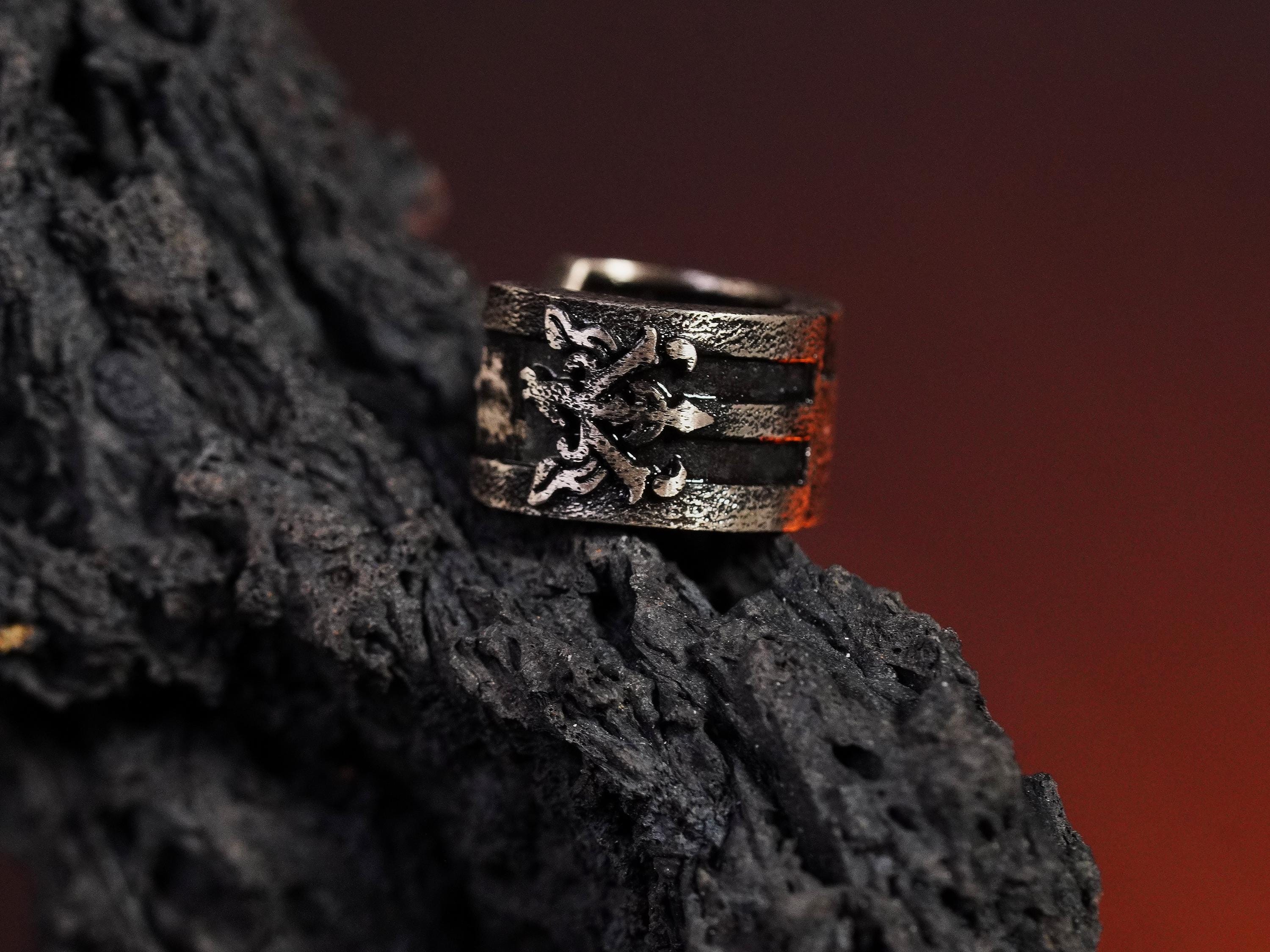 PREMIUM Clive Rosfield's Earring Hoop Earring, Final Fantasy XVI-Inspired Black Earring Silver 950, Perfect Fantasy Accessory for FFXVI Fans