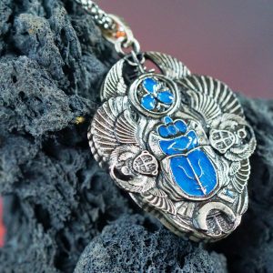 PREMIUM Fanmade Baldur's Gate 3 Scarab of Protection Handmade Silver, BG3 Silver 950 Necklace, Scarab of Protection Pendant