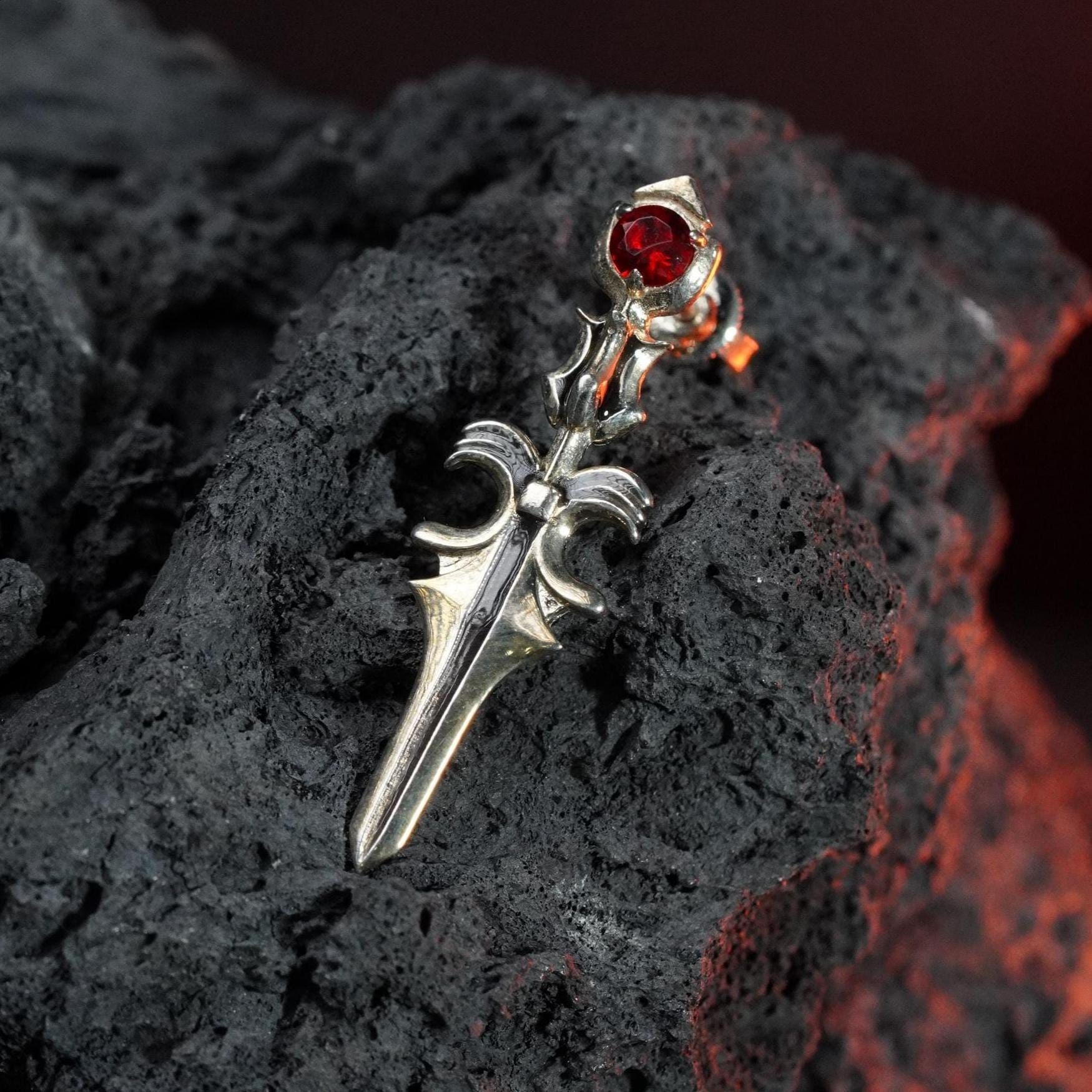 PREMIUM Handmade Final Fantasy XVI Dion Lesage Earring, Custom Silver 950 Jewelry, Unique FFXVI Gift for Collectors & rpg Cosplay Fans
