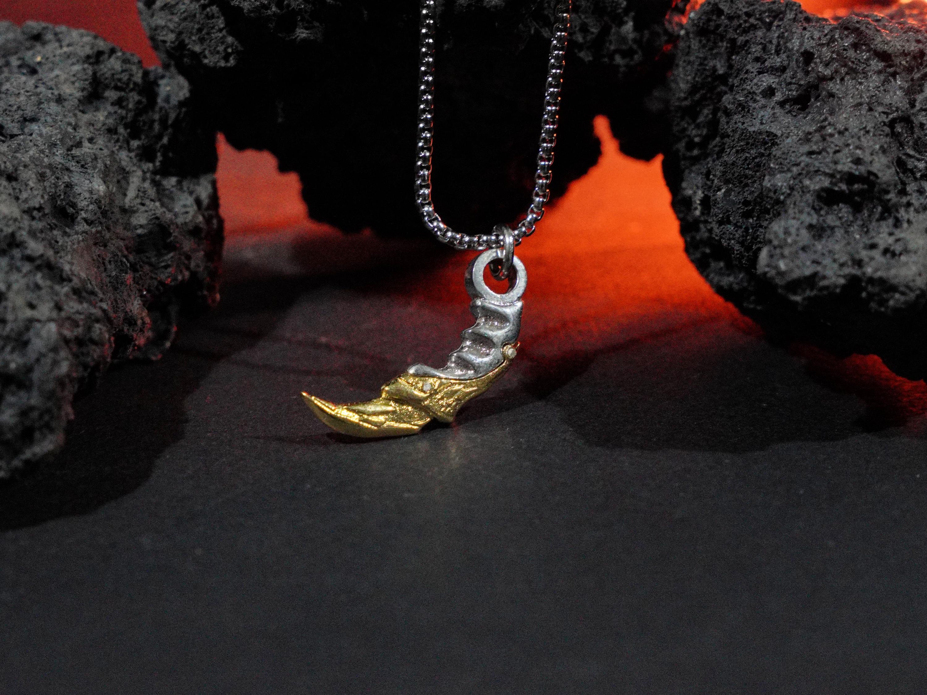 PREMIUM Valorant Champion Karambit Necklace, Handmade Silver 950 Valorant Pendant, Cosplay Jewelry for Jett, Sage, Killjoy & FPS Fans