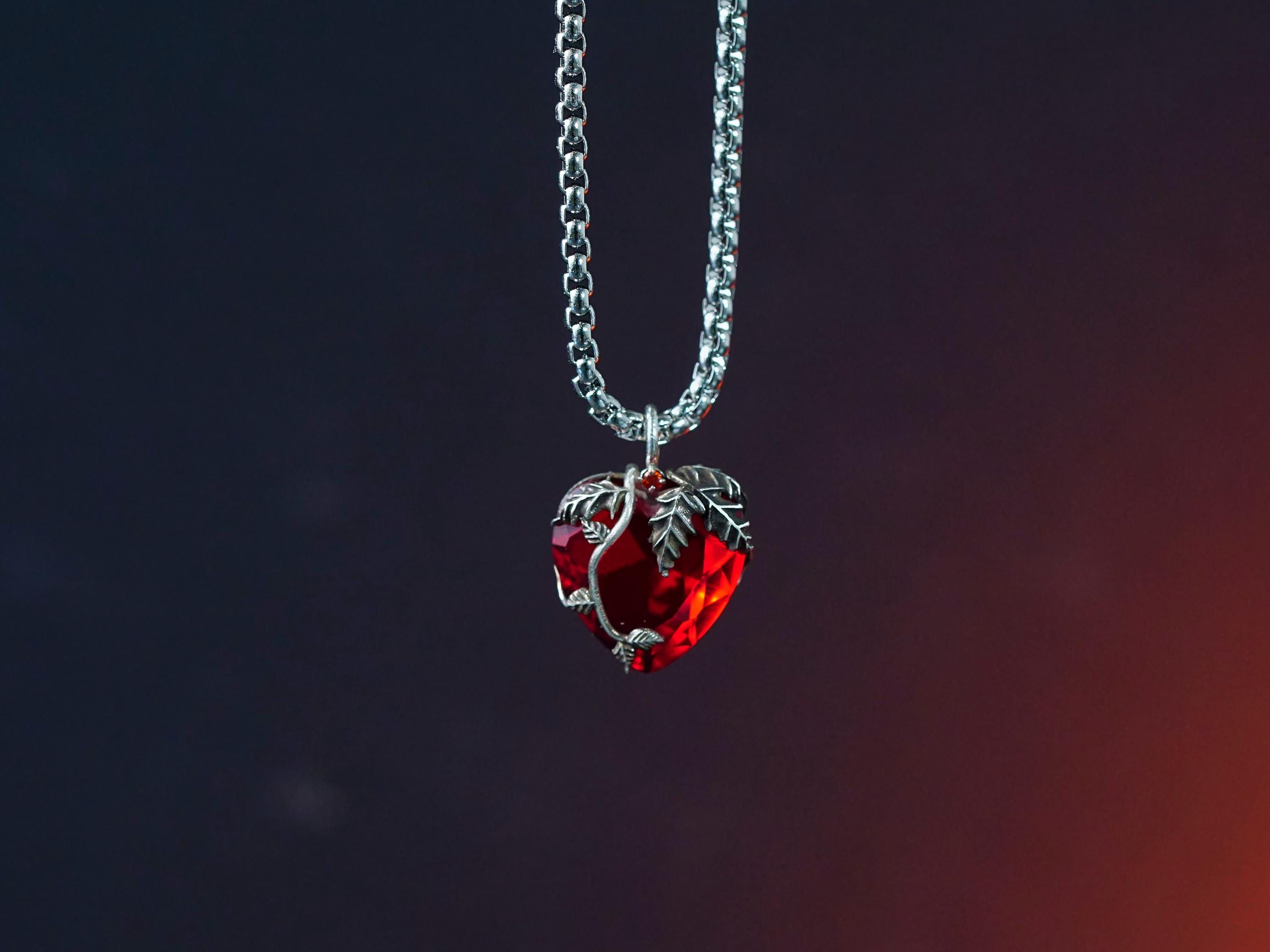 PREMIUM Fanmade Amulet of Greater Health, Baldur's Gate 3 Inspired Necklace, Handmade Silver 950 Fantasy Jewelry for Gamers