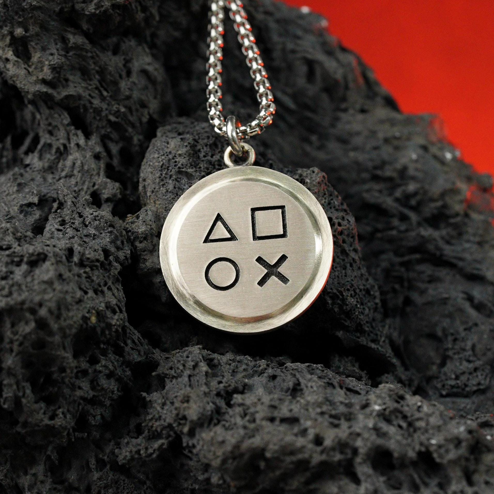 PREMIUM As.tro Bot Coi.n Necklace, Handmade 950 Silver Gaming Pendant, Jewelry Gift for Gamers, Sony PS5 Fans, and Collectors of Gaming